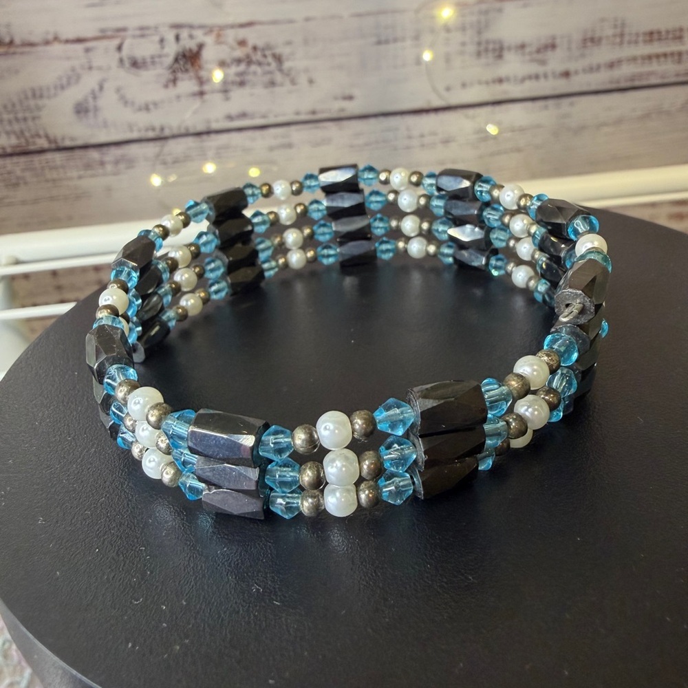 Magnetic Multi-Strand Bracelet with Teal and Black Beads - Picture 3 of 5